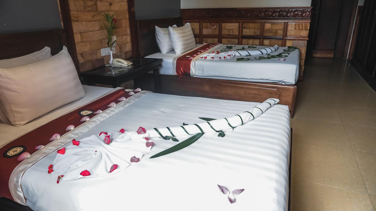 160 Angkor Villa シェムリアップ エクステリア 写真